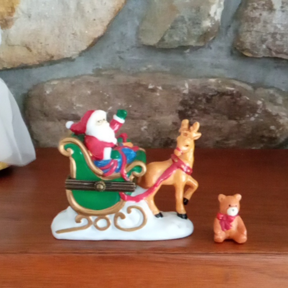 Midwest of Canon Falls Hinged Santa Sleigh Trinket Box